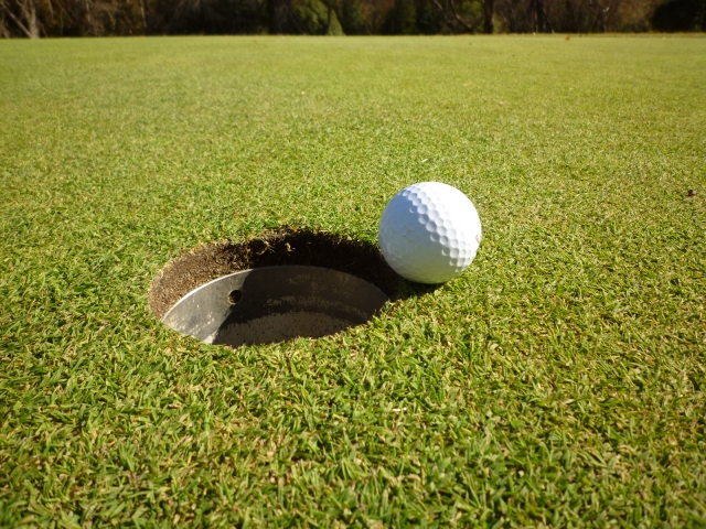 ライザップゴルフvsゴルフテック｜7つの項目で徹底比較！